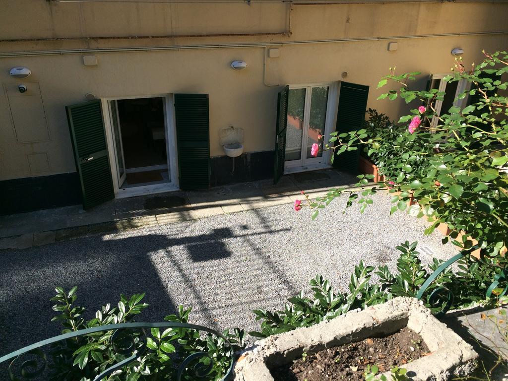 Cabella Fine Flat Lägenhet Genua Rum bild